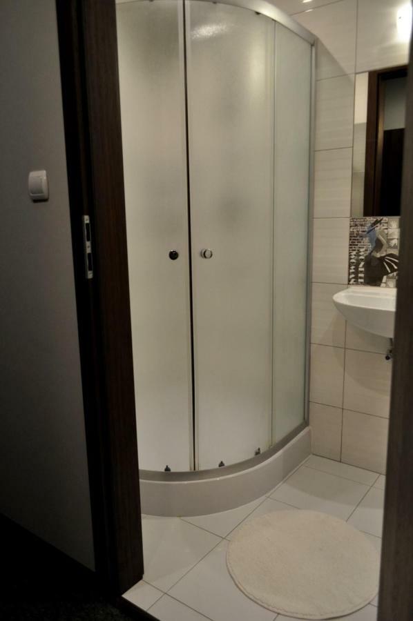 ראדזני פודלאסקי Hotel Pauza מראה חיצוני תמונה