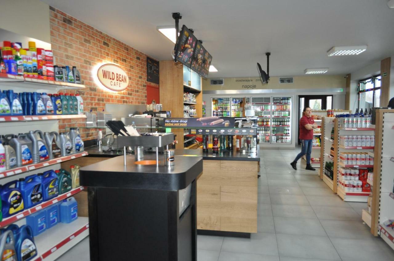 ראדזני פודלאסקי Hotel Pauza מראה חיצוני תמונה